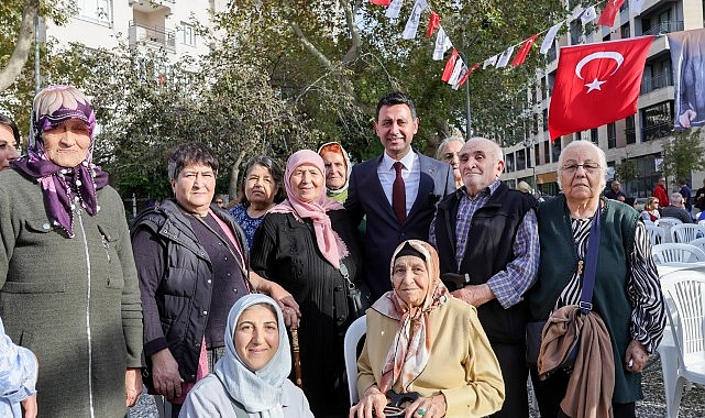 Bayraklı&rsquo;da Yaşlılar Haftası Sosyal ve Sağlık Programlarıyla Ge&ccedil;iyor