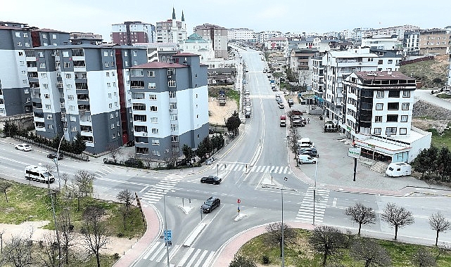 Bayramdan sonra &Ccedil;ayırova'da &uuml;styapı harek&acirc;tı