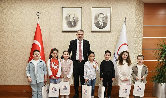 Bayrampaşa&rsquo;da 23 Nisan coşkusu