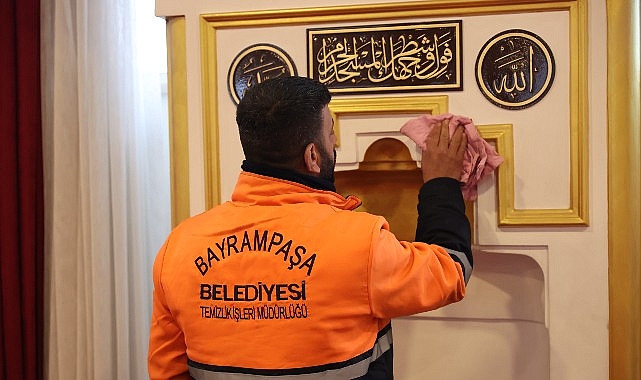 Bayrampaşa&rsquo;da camiler Ramazan&rsquo;a hazırlanıyor