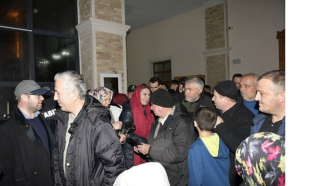 Belediye Başkanı Nergiz Karaağa&ccedil;lı &Ouml;zt&uuml;rk, Regaip Kandili&rsquo;nde Hemşehrilerimizle Bir Araya Geldi