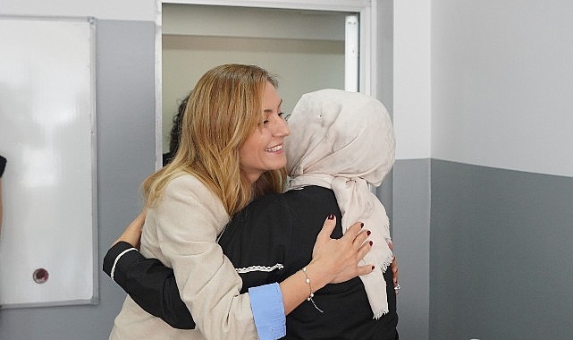 Beylikd&uuml;z&uuml; Belediyesi Okuma-Yazma Kursunda Yeni D&ouml;nem Başladı