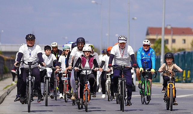 Beylikd&uuml;z&uuml;&rsquo;nde Pedallar Sağlık İ&ccedil;in D&ouml;nd&uuml;