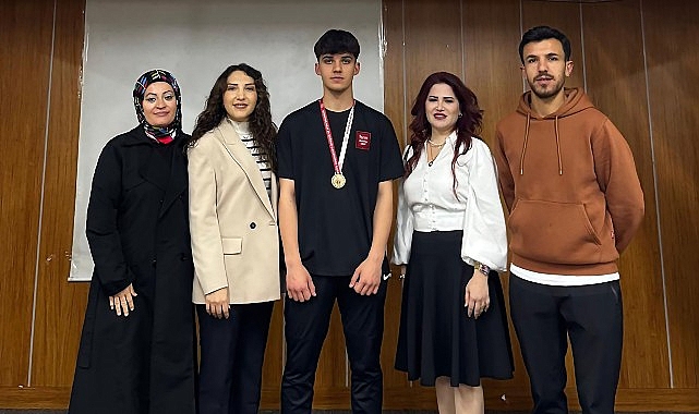 Beylikd&uuml;z&uuml;&rsquo;nden 3 T&uuml;rkiye Şampiyonu