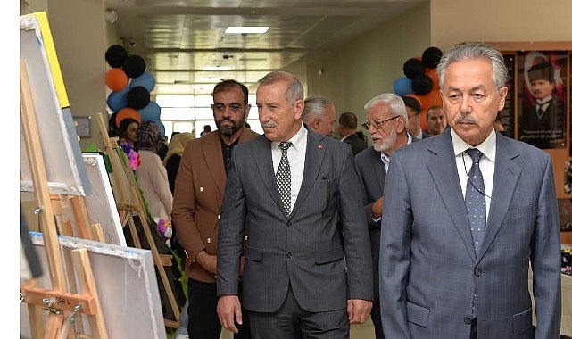 Bilim, Sanat, Spor ve K&uuml;lt&uuml;r Şenliği Renkli Anlara Sahne Oldu