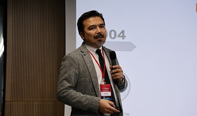 Bilişim Fuarı'nda g&uuml;ncel teknolojiler masaya yatırıldı
