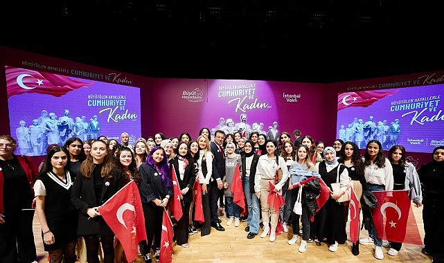 Binlerce Kız &Ouml;ğrencinin Geleceği Aydınlanıyor