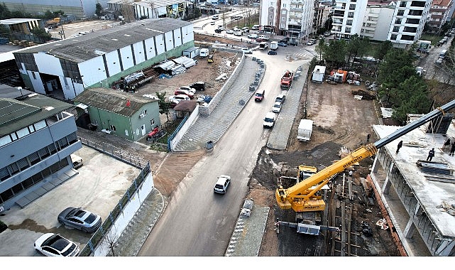 Bir neşter de Ahmet Penbeg&uuml;ll&uuml; Bulvarı&rsquo;na