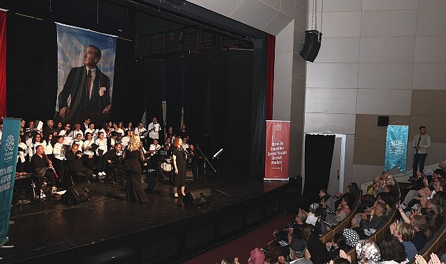 Bizim Ev&rsquo;den Yeşil&ccedil;am şarkıları konseri