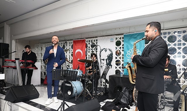 Bizim Ev&rsquo;in 14&rsquo;&uuml;nc&uuml; yıld&ouml;n&uuml;m&uuml; coşkuyla kutlandı
