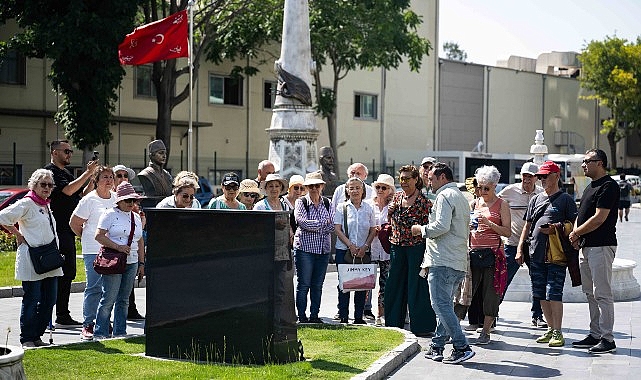 Bornova&rsquo;da &ccedil;ınarlar i&ccedil;in tarih ve doğa gezisi