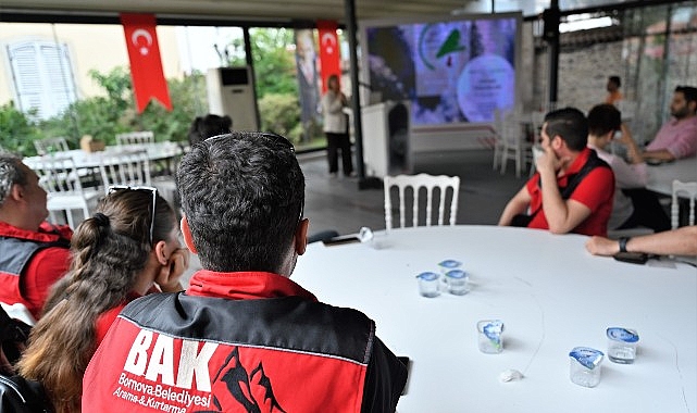 Bornova&rsquo;da orman yangınlarının nedenleri ve &ccedil;&ouml;z&uuml;m yolları masaya yatırıldı