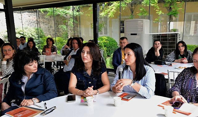 Bornova&rsquo;da Toplumsal Cinsiyet Eşitliği i&ccedil;in g&uuml;&ccedil;l&uuml; adımlar