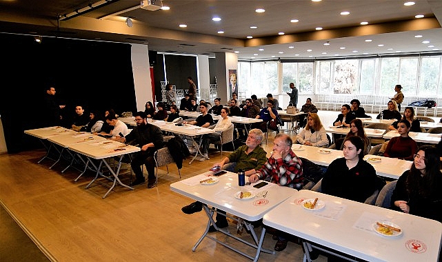 Bornova&rsquo;da zeytinyağı k&uuml;lt&uuml;r&uuml; geleceğe taşınıyor