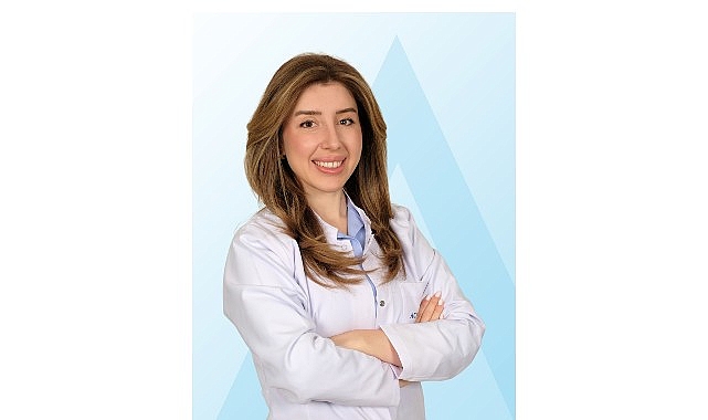 Bu hastalıkta g&uuml;lmek, hapşırmak hatta y&uuml;r&uuml;mek bile işkence!