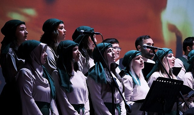 Bu konser y&uuml;rekleri ilahi aşkla buluşturdu