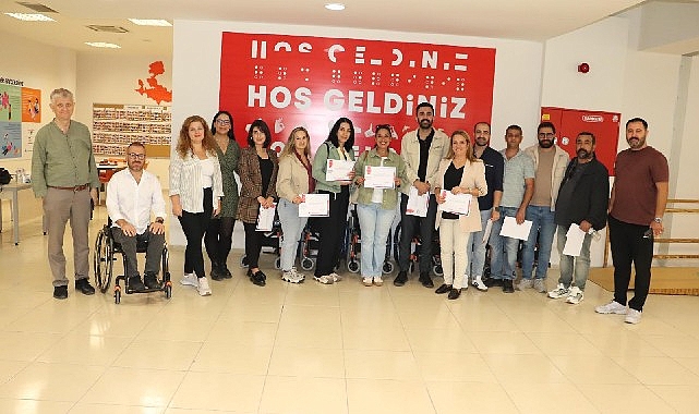 Buca Belediyesi personeline &ldquo;empati&rdquo; eğitimi