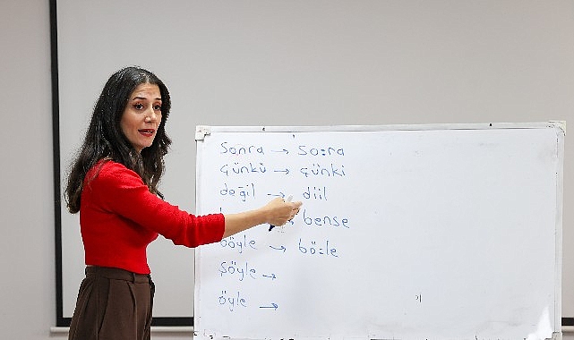 Buca Belediyesi&rsquo;nden diksiyon ve sunuculuk kursu