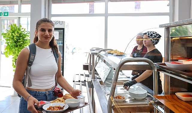 Buca Belediyesi'nden &ouml;ğrenci b&uuml;t&ccedil;esine destek