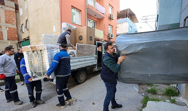 Buca Belediyesi&rsquo;nden selden etkilenen ailelere eşya desteği