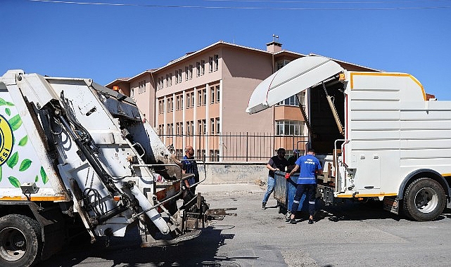 Buca&rsquo;da 24 saat kesintisiz temizlik