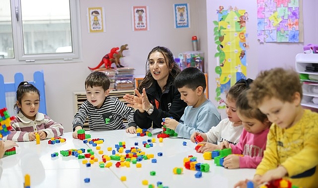 Buca&rsquo;da miniklere deprem eğitimi