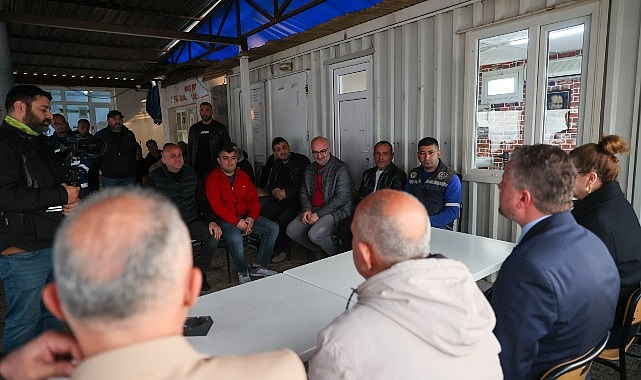 Buca&rsquo;da sıcak bayramlaşma