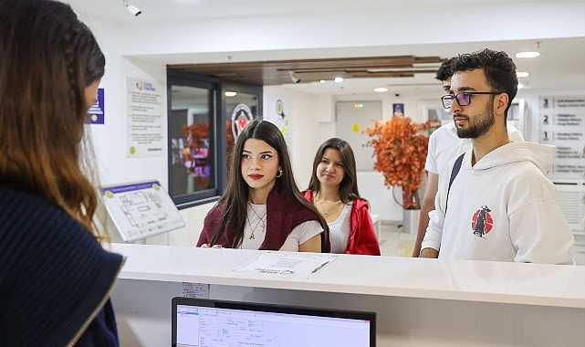 Buca&rsquo;da sosyal belediyeciliğin kalbi Gen&ccedil;lik Merkezleri&rsquo;nde atıyor