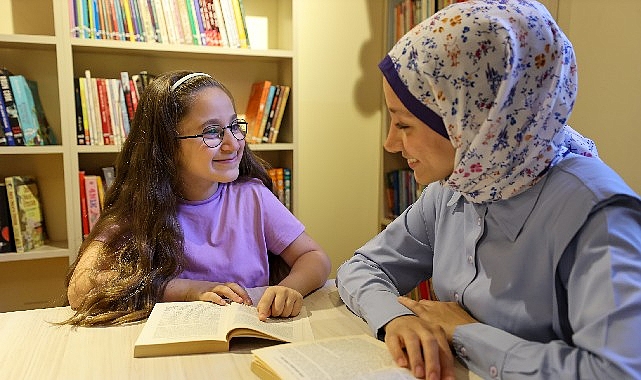 Bucalı Avşin Cumhuriyet K&uuml;t&uuml;phanesi ile hayaline y&uuml;r&uuml;yor