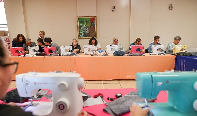 Bucalı kadınların emeği &ouml;ğrencilere burs oldu