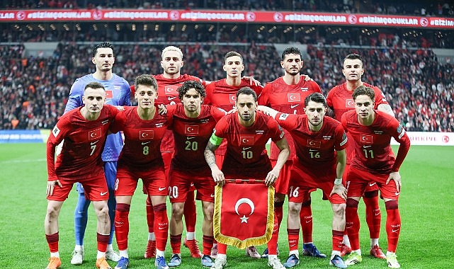 Bucalılar milli ma&ccedil;ı dev ekranda izleyecek