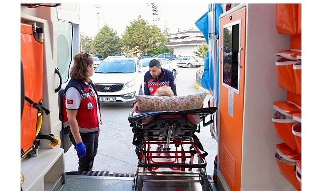 Burhaniye Belediyesi &ldquo;Evde Bakım Hizmetleri&rdquo; Devam Ediyor
