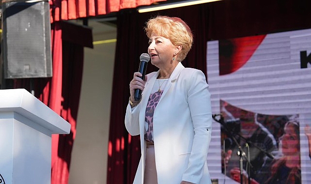 Burhaniye&rsquo;de &ldquo;Mikrofon Gen&ccedil;lerde&rdquo;