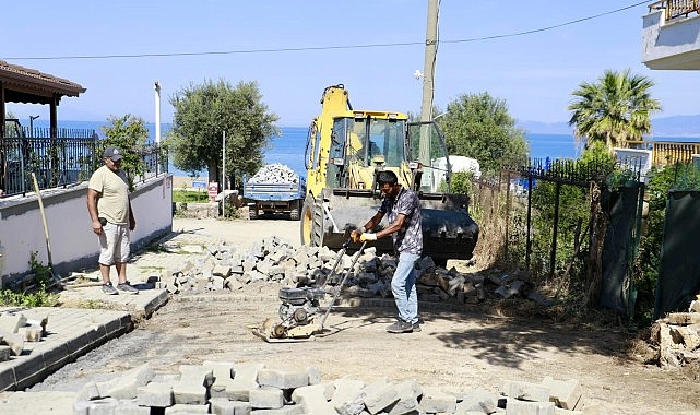 Burhaniye&rsquo;de Yol &Ccedil;alışmaları T&uuml;m Hızıyla Devam Ediyor