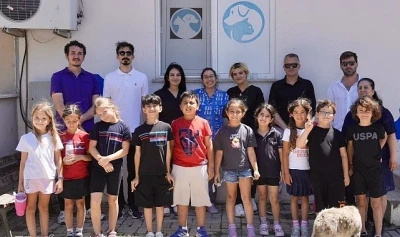 Burhaniyeli &Ouml;ğrencilerden Can Dostlara Renkli Ziyaret