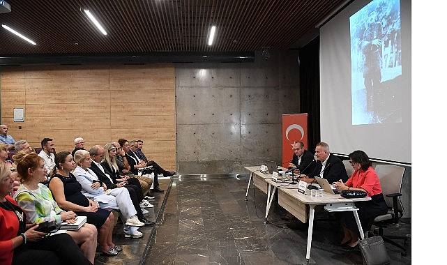 Bursa&rsquo;nın kurtuluşu Osmangazi&rsquo;de panel ve m&uuml;zikalle anlatıldı