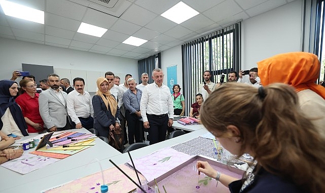 B&uuml;y&uuml;kakın: "Burada &ccedil;ocuklarımız iyilikle yetişiyor"