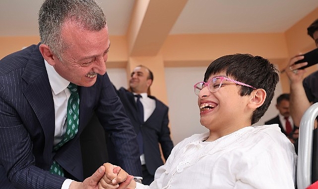 B&uuml;y&uuml;kakın: "Her &ouml;zel &ccedil;ocuk, her anne-baba bu şehirde yalnız değildir"