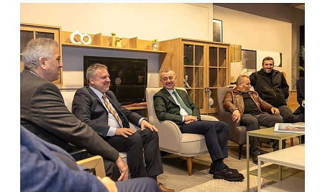B&uuml;y&uuml;kakın, Zincirlikuyu esnafını ziyaret etti