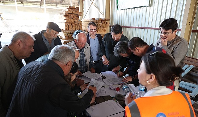 B&uuml;y&uuml;kşehir arı kovanı hibesi ile &uuml;reticilerin y&uuml;z&uuml;n&uuml; g&uuml;ld&uuml;r&uuml;yor