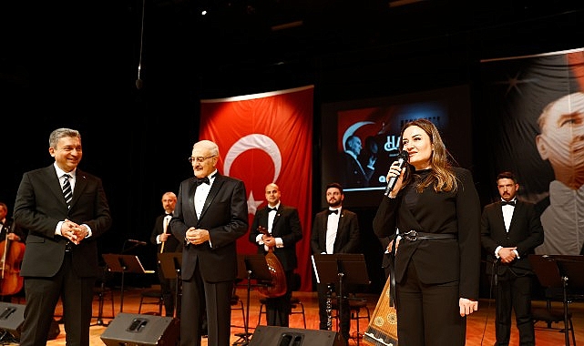 B&uuml;y&uuml;kşehir Atat&uuml;rk&rsquo;&uuml; &ldquo;Hasret&rdquo; konseriyle andı