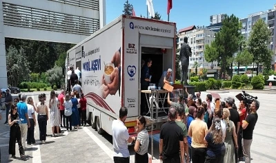 B&uuml;y&uuml;kşehir Belediyesi&rsquo;nden aşure ikramı 