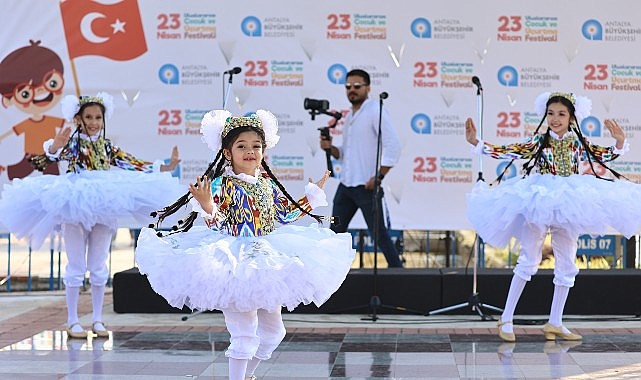 B&uuml;y&uuml;kşehir Belediyesi&rsquo;nden 23 Nisan&rsquo;a &ouml;zel coşku dolu festival