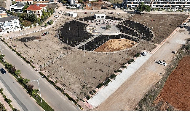 B&uuml;y&uuml;kşehir Belediyesi&rsquo;nden D&ouml;şemealtı&rsquo;na 14 bin metrekarelik park