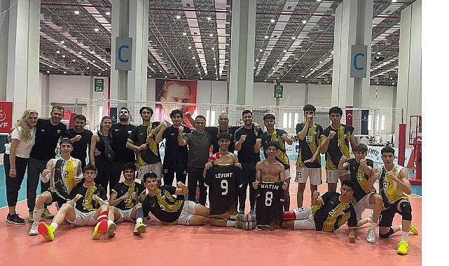 B&uuml;y&uuml;kşehir Belediyespor Voleybolda Son 8&rsquo;de