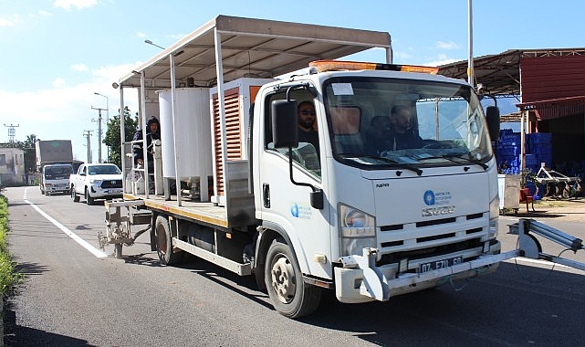 B&uuml;y&uuml;kşehir Finike&rsquo;nin ana arterlerini sıcak asfalt ile kaplıyor