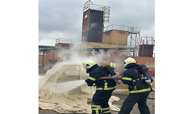 B&uuml;y&uuml;kşehir İtfaiyesi&rsquo;nden hayat kurtaran eğitimler