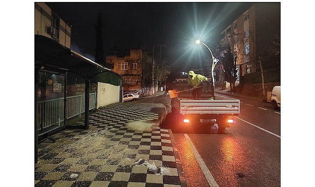 B&uuml;y&uuml;kşehir, karla m&uuml;cadelede 7/24 g&ouml;revde