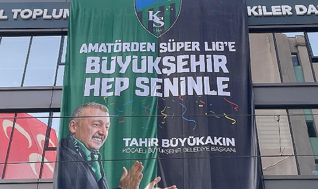 B&uuml;y&uuml;kşehir, kenti Yeşil-Siyah bayraklarla donattı