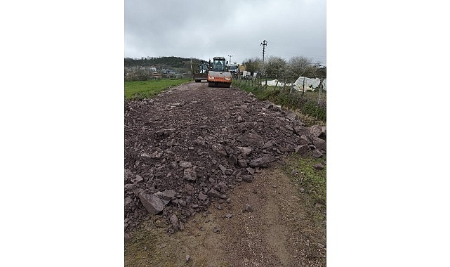 B&uuml;y&uuml;kşehir&rsquo;den bozulan yollara hızlı m&uuml;dahale